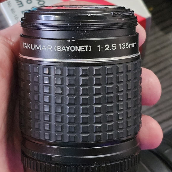 Photography Bundle- Lenses and gear - Picture 15 of 16